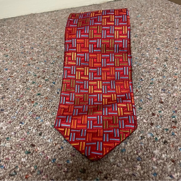 Robert Talbott Best Of Class Men’s Neck Tie 100% Silk Made In USA Red Geometric - Picture 2 of 5